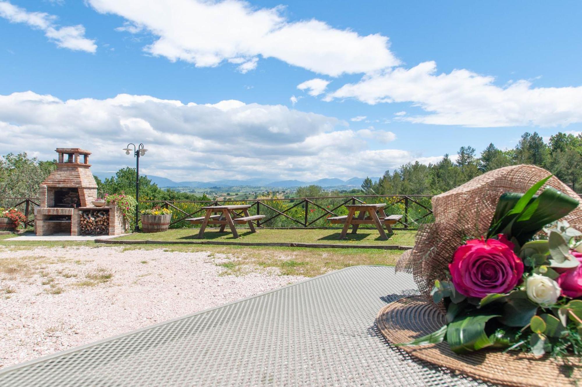 Agriturismo Molino Verde Montecchio  Exterior foto